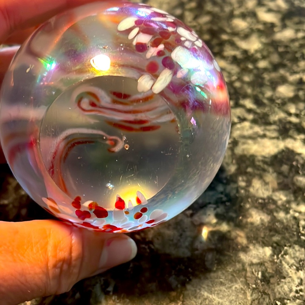 Iridescent swirl frosted glass paperweight - Picture 3 of 3